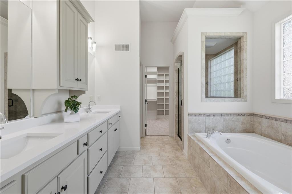 24111 W 121st Street Property Photo 20