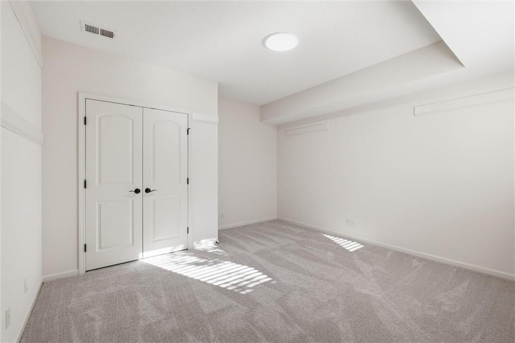 24111 W 121st Street Property Photo 33