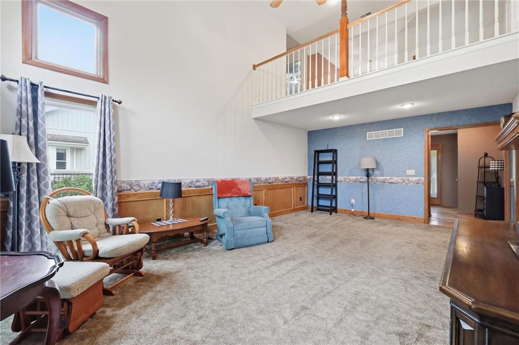 16207 Spring Valley Road Property Photo 7