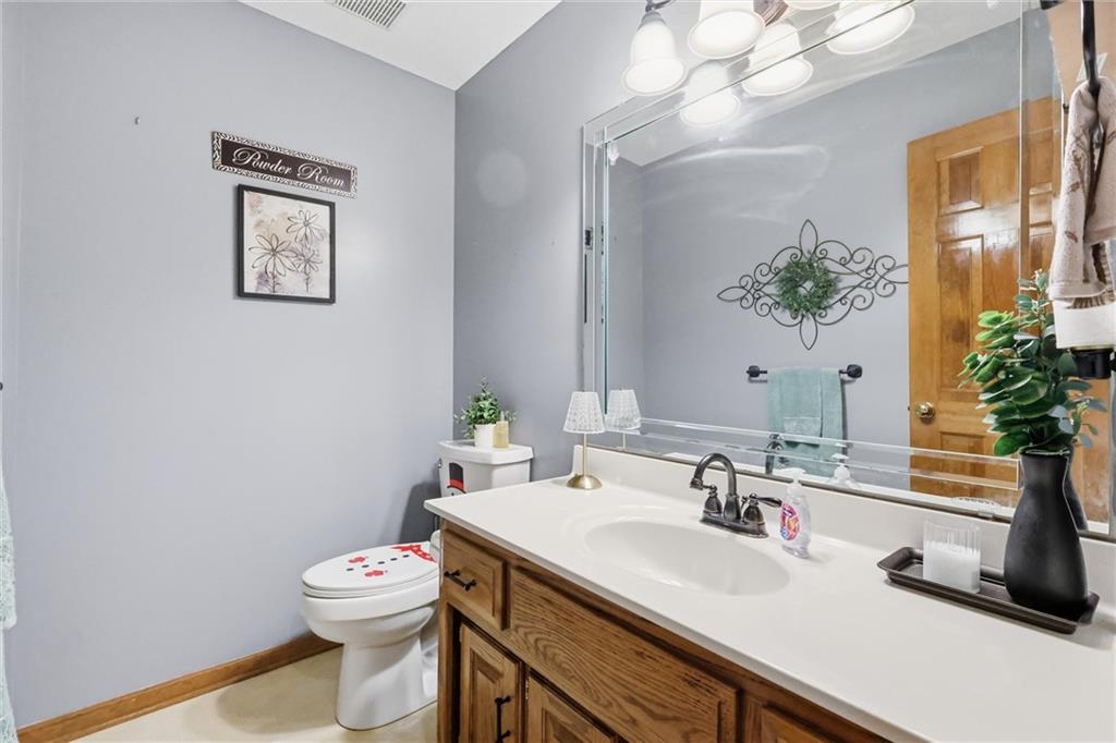 16207 Spring Valley Road Property Photo 17