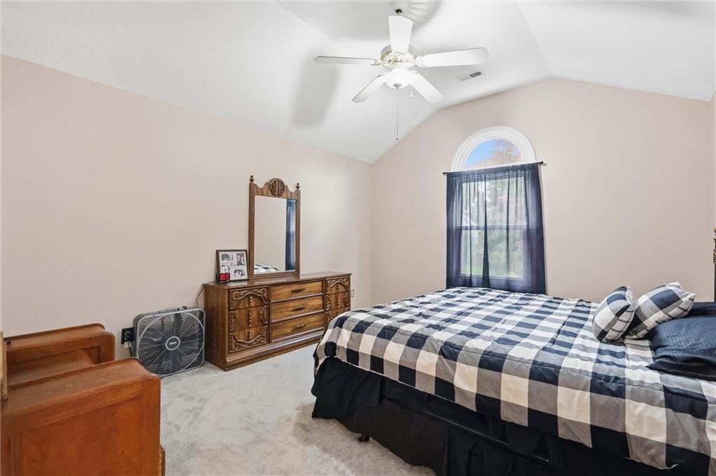 16207 Spring Valley Road Property Photo 22