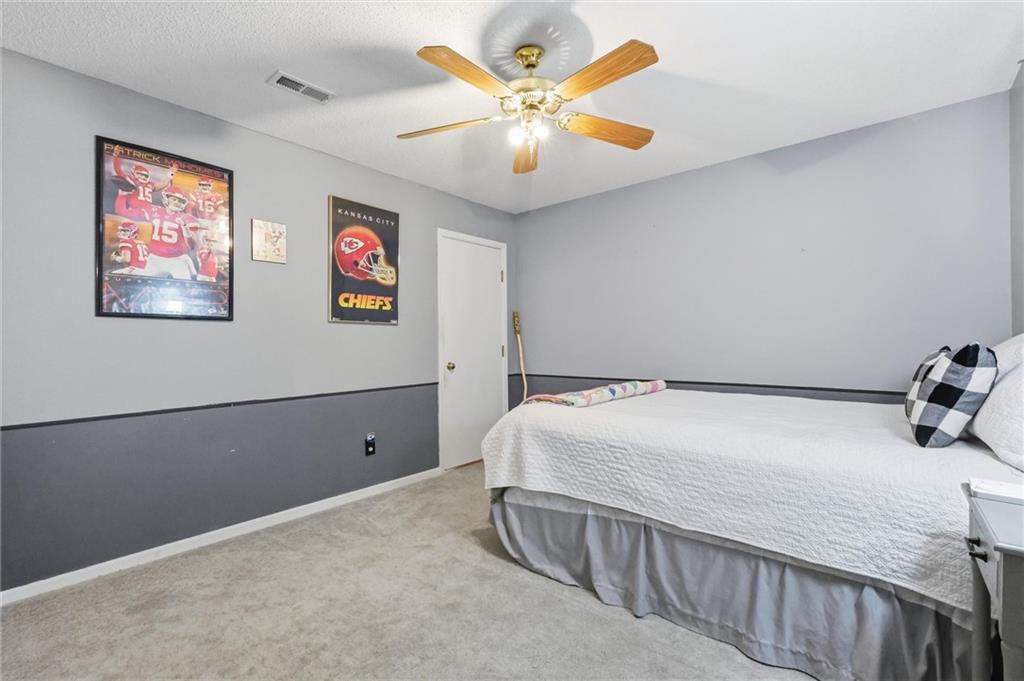16207 Spring Valley Road Property Photo 24