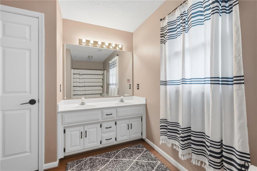 16207 Spring Valley Road Property Photo 26