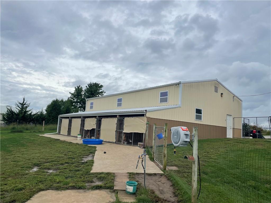 19130 255th Street Property Photo 5