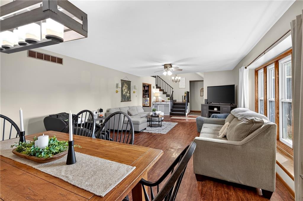 122 W Carlton Street Property Photo 10