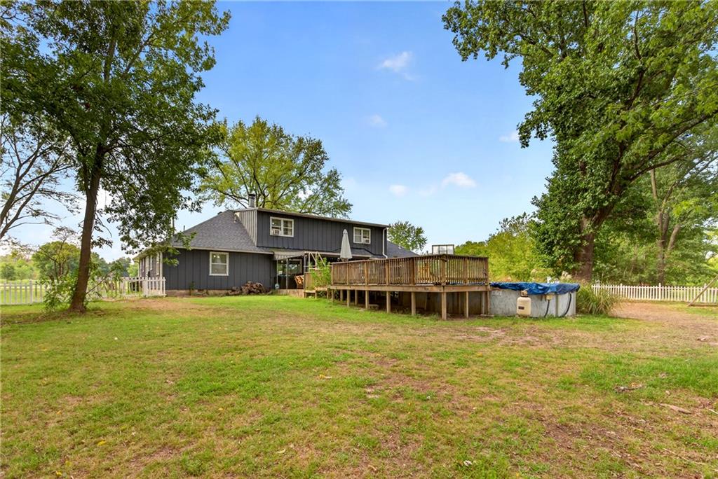 122 W Carlton Street Property Photo 36
