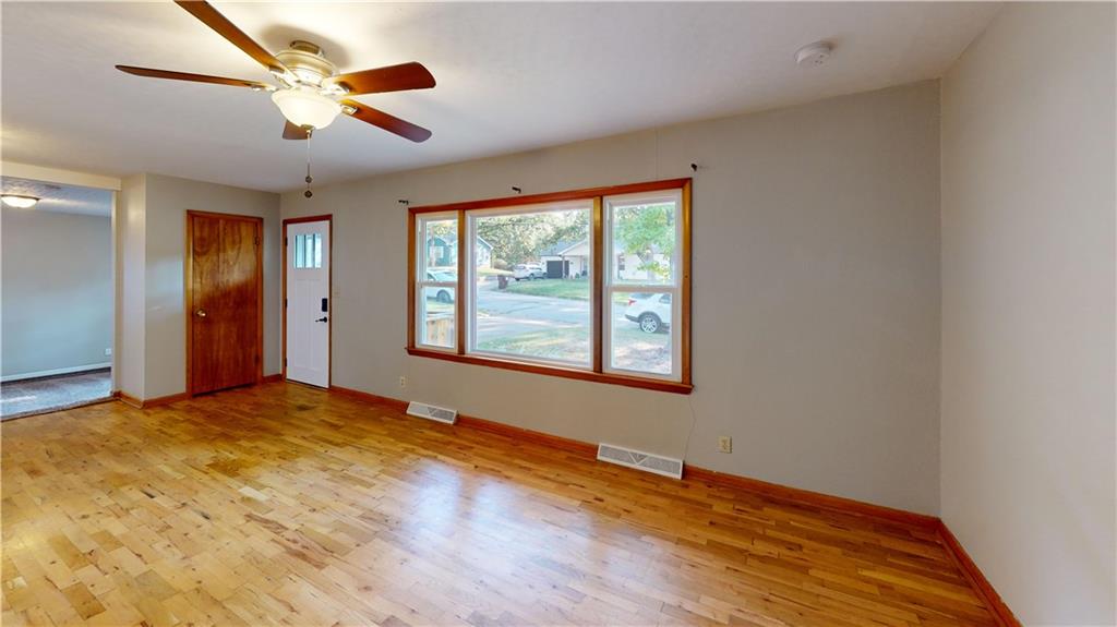 1118 S Clay Street Property Photo 3
