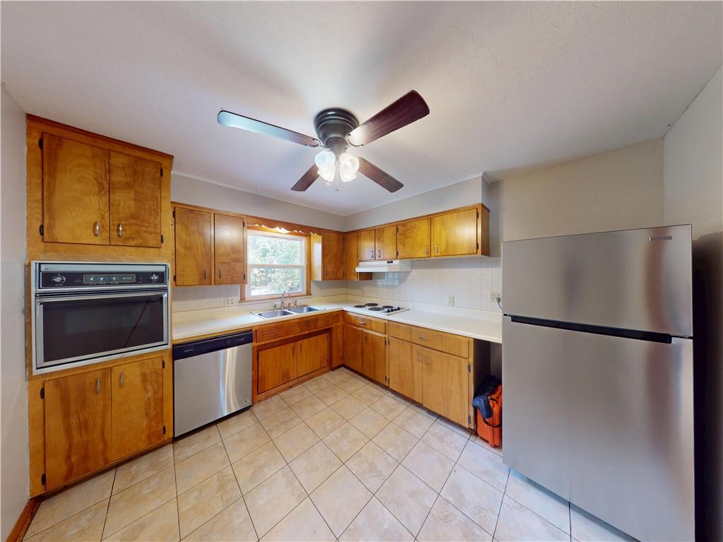 1118 S Clay Street Property Photo 6