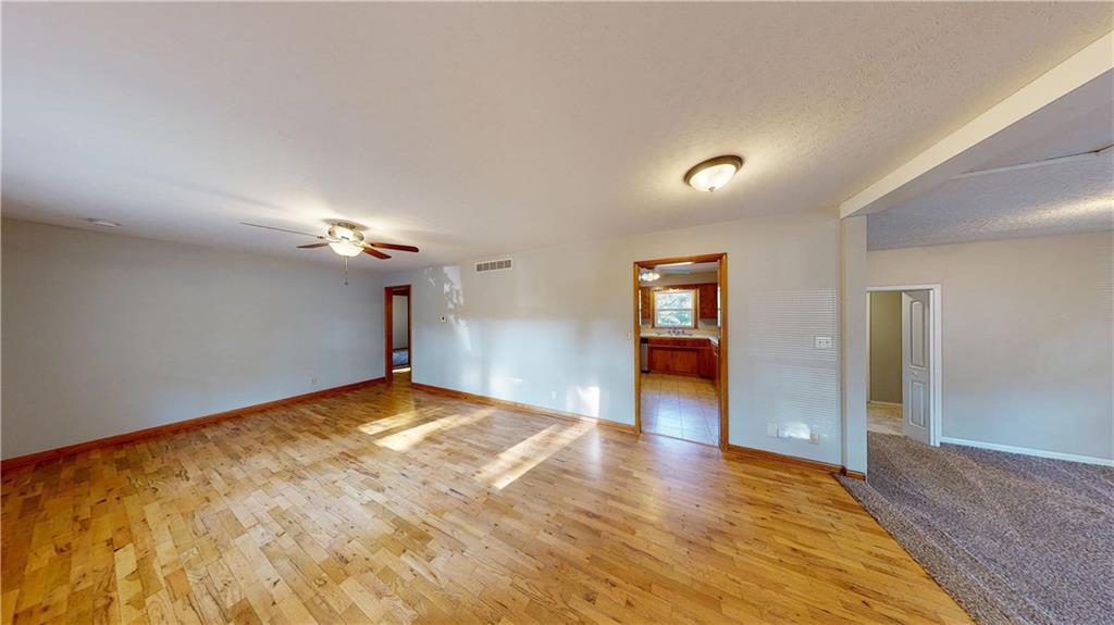 1118 S Clay Street Property Photo 8