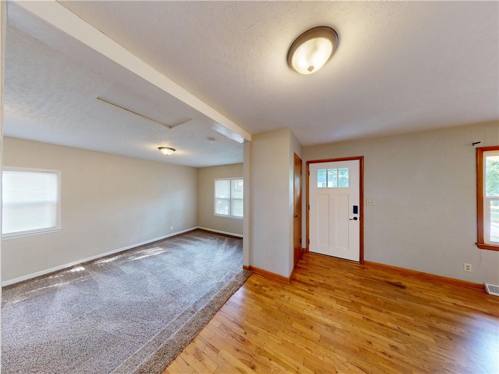 1118 S Clay Street Property Photo 9