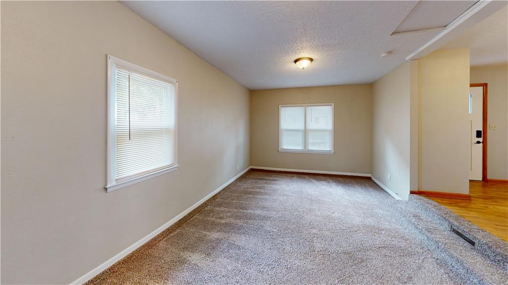 1118 S Clay Street Property Photo 10