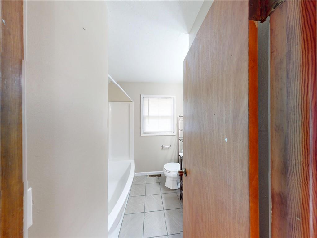 1118 S Clay Street Property Photo 16