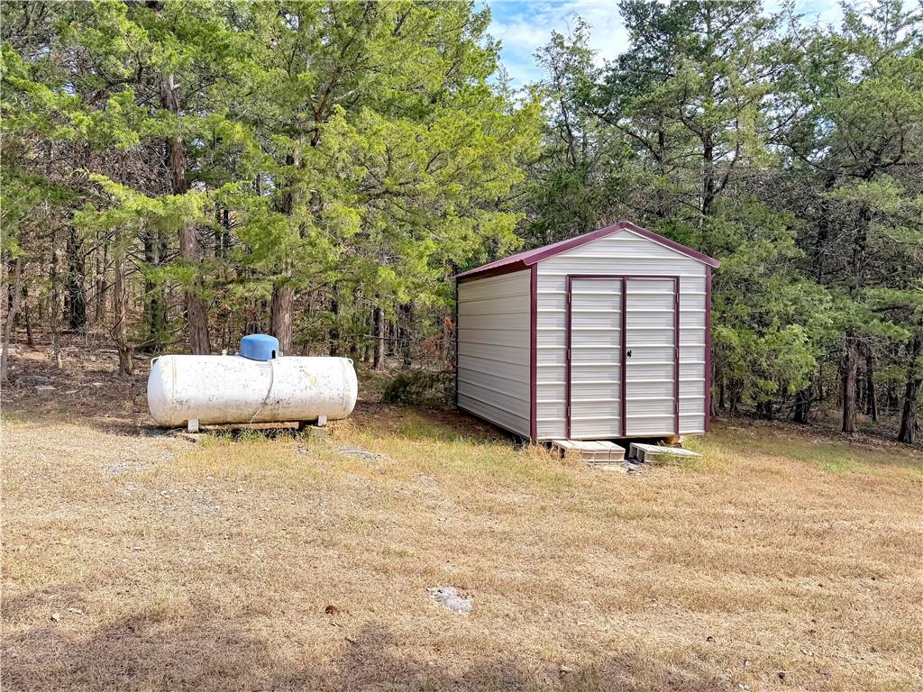17308 Mockingbird Road Property Photo 2