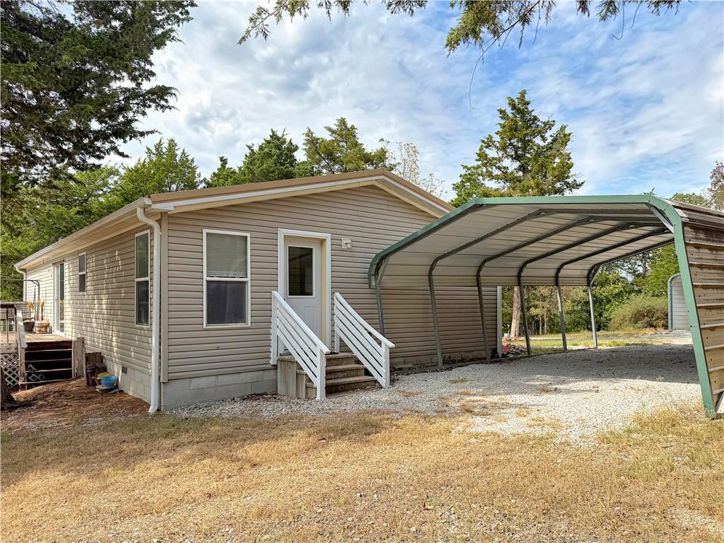 17308 Mockingbird Road Property Photo 3
