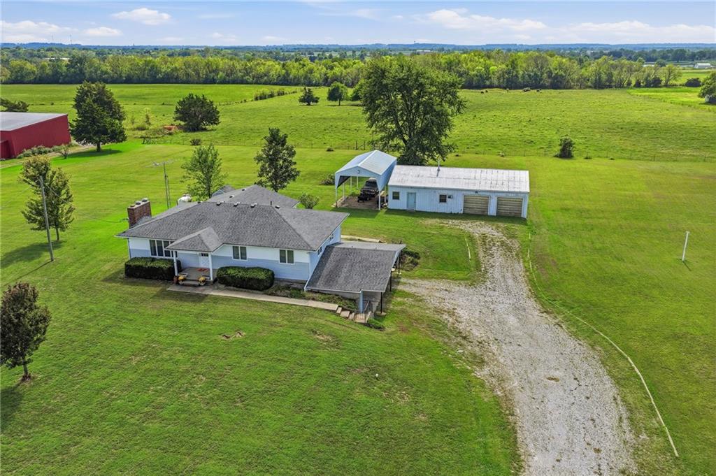 20275 E 1100 Road Property Photo 1