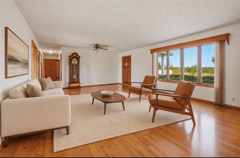 20275 E 1100 Road Property Photo 7
