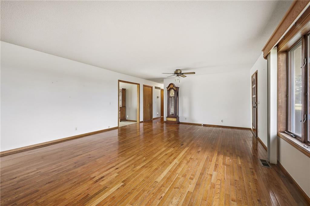 20275 E 1100 Road Property Photo 12