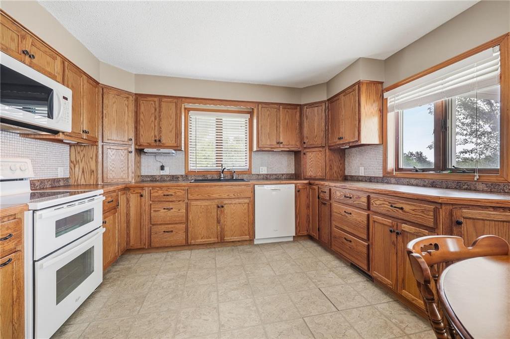 20275 E 1100 Road Property Photo 15