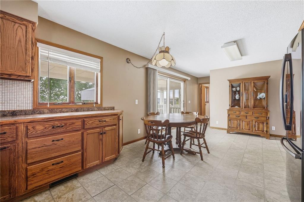 20275 E 1100 Road Property Photo 16