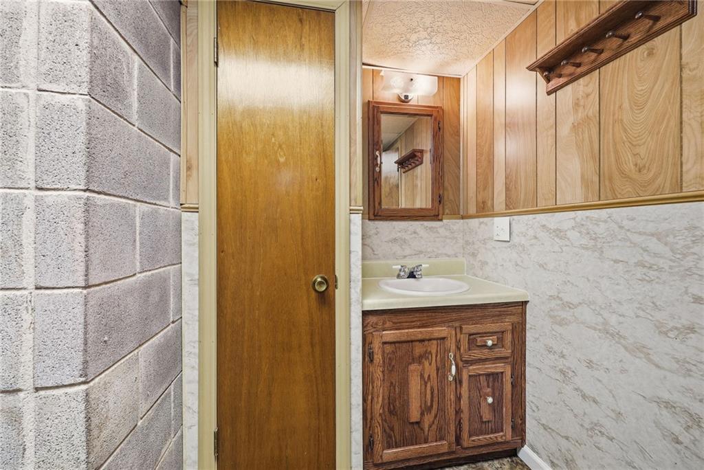20275 E 1100 Road Property Photo 35