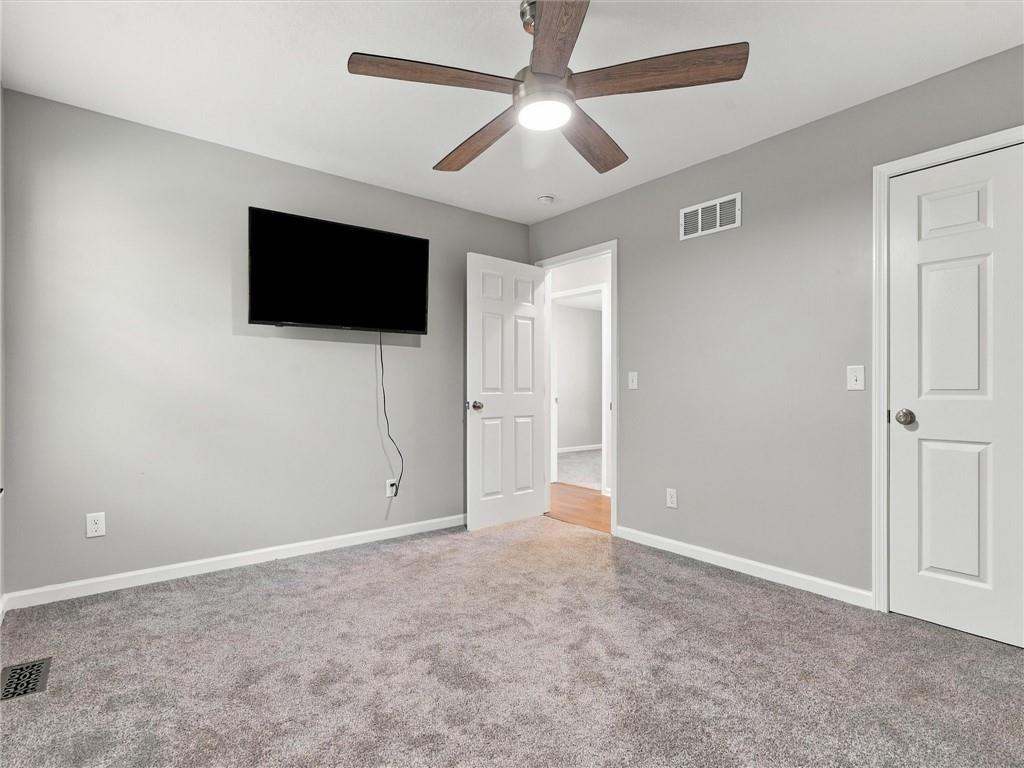 314 E 17th Street Property Photo 13