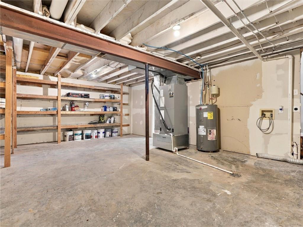 314 E 17th Street Property Photo 19