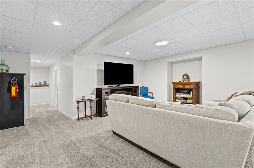 307 Alexander Creek Court Property Photo 47