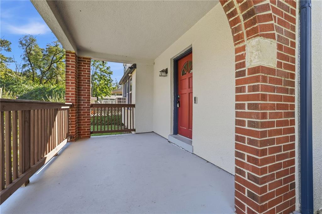 9009 E 68th Street Property Photo 3