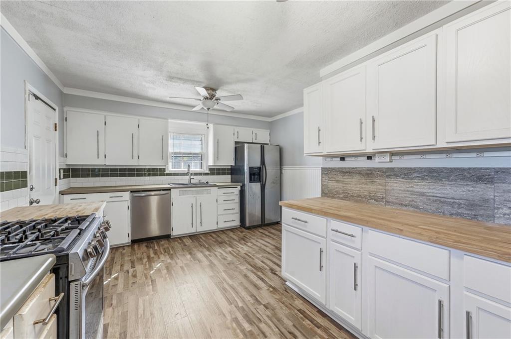 9009 E 68th Street Property Photo 13