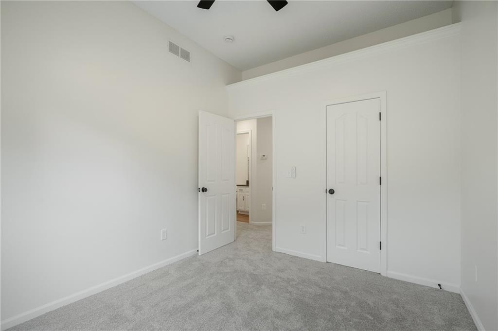 16664 W 155th Terrace Property Photo 20