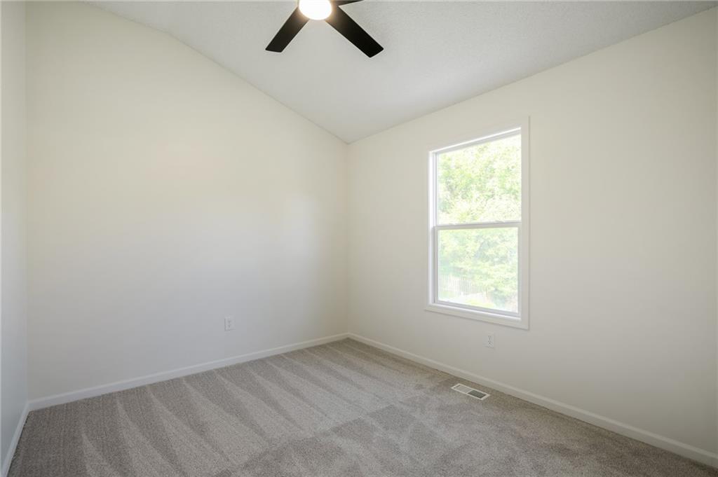 16664 W 155th Terrace Property Photo 22