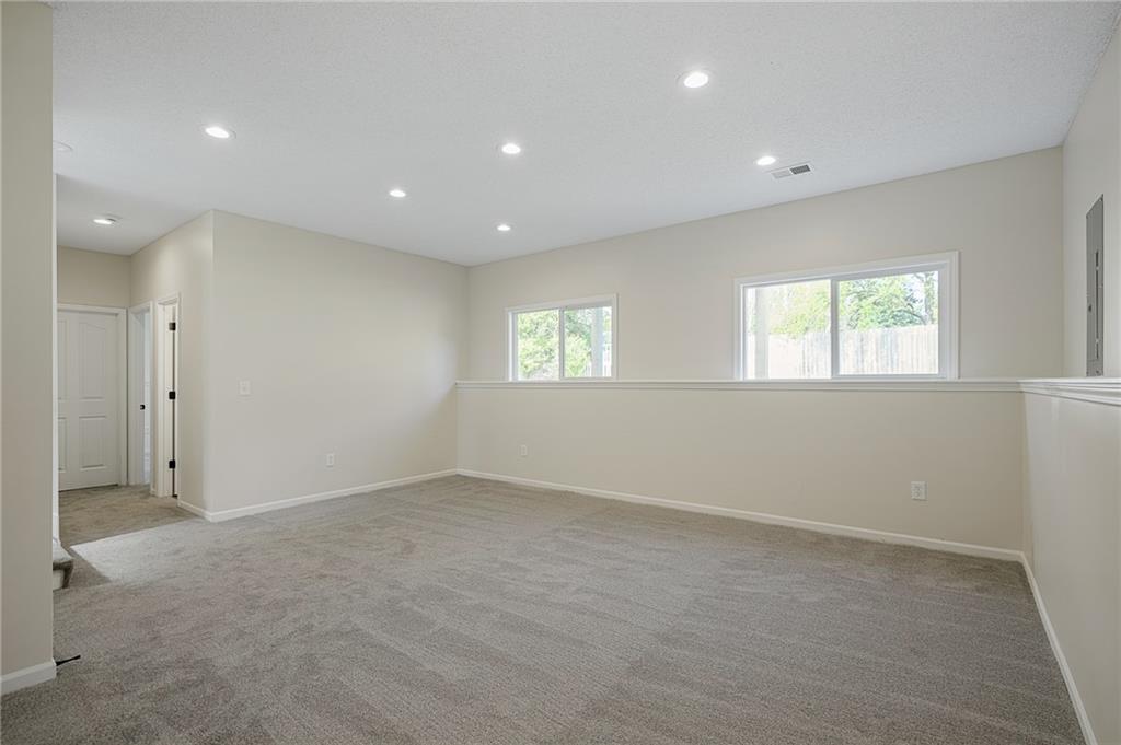16664 W 155th Terrace Property Photo 26