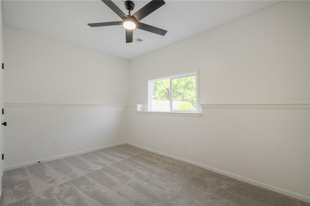 16664 W 155th Terrace Property Photo 28