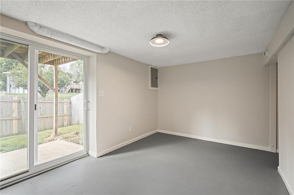 9911 W 52nd Street Property Photo 19