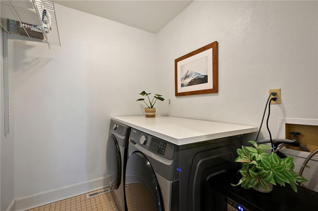 3341 Campbell Street Property Photo 26