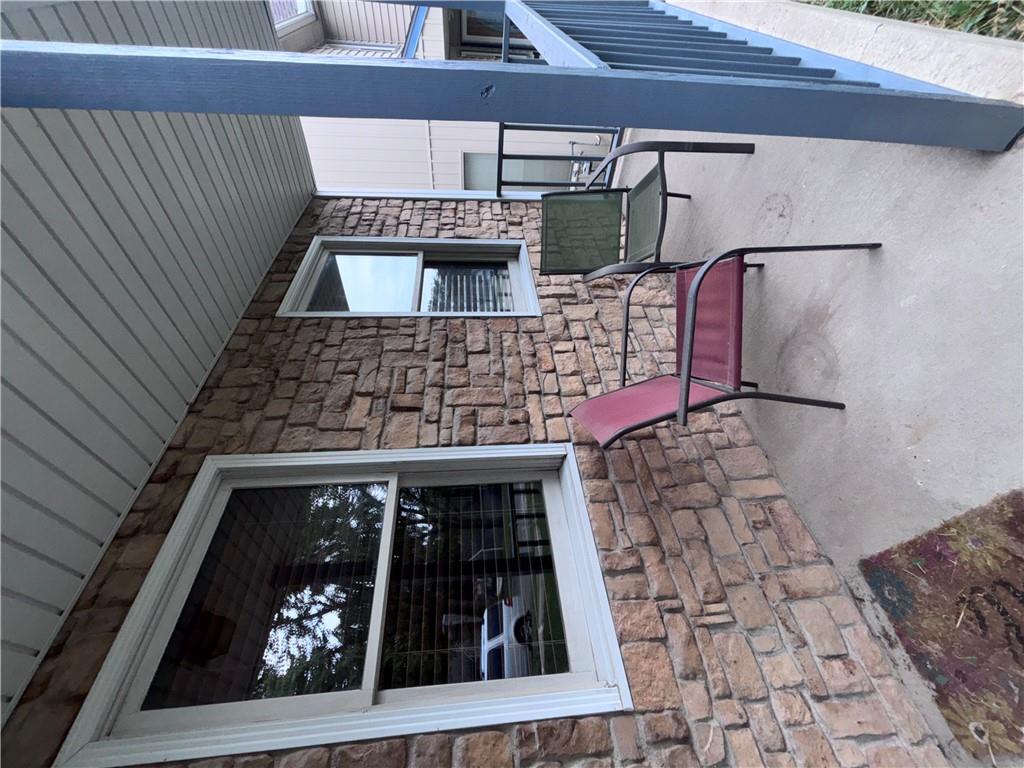 4604 Nw 58th Terrace Property Photo 2