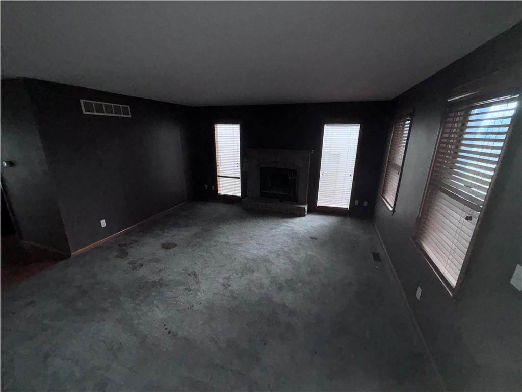 4604 Nw 58th Terrace Property Photo 4