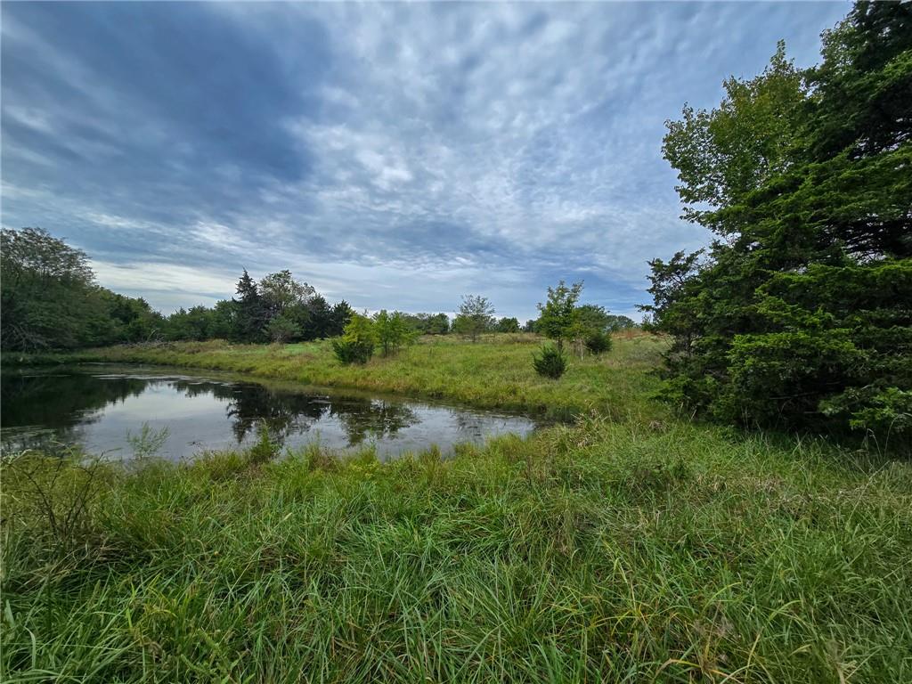 22102 75 Highway Property Photo 17