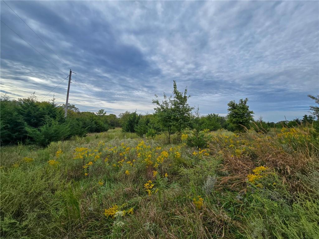 22102 75 Highway Property Photo 19