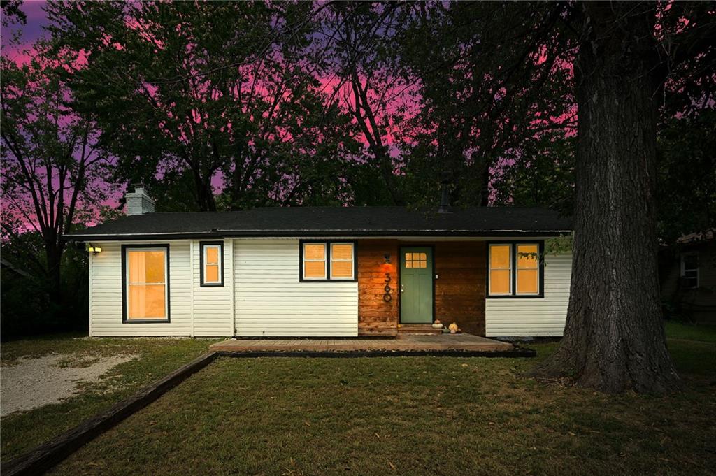 360 S Peculiar Drive Property Photo 2