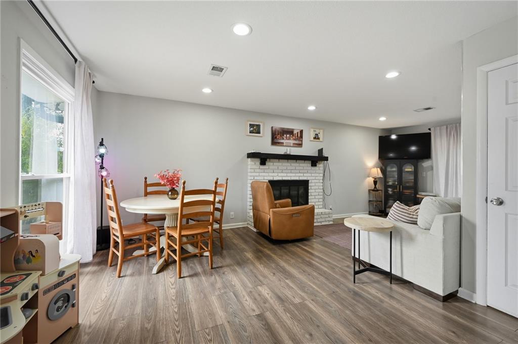 360 S Peculiar Drive Property Photo 9