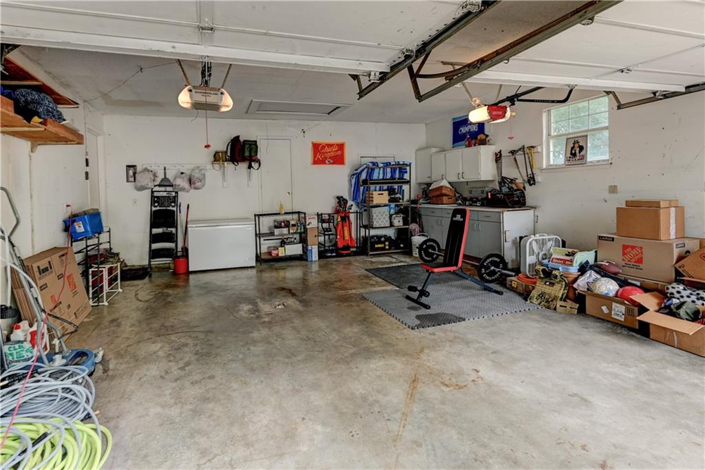 1823 Ne Mckee Lane Property Photo 9