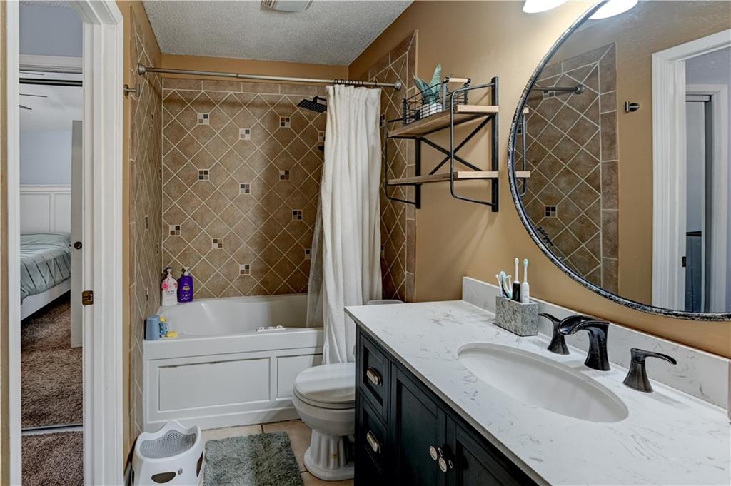 1823 Ne Mckee Lane Property Photo 21