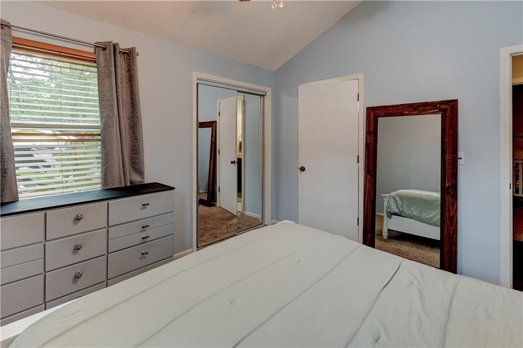 1823 Ne Mckee Lane Property Photo 23