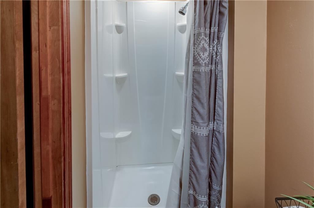 1823 Ne Mckee Lane Property Photo 29