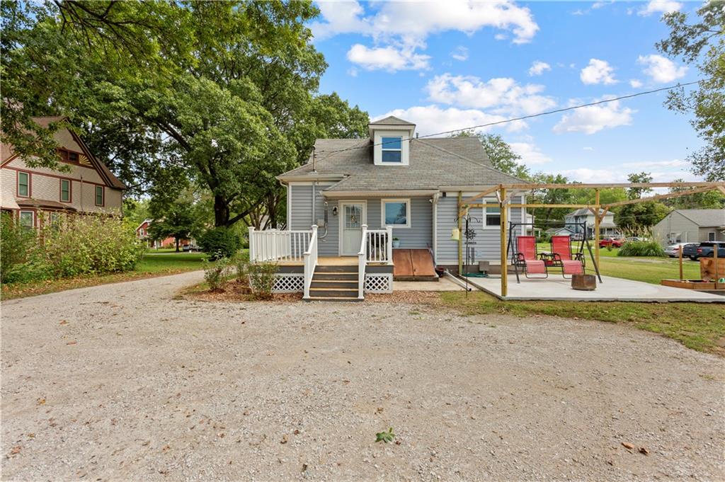 328 S Ash Street Property Photo 29