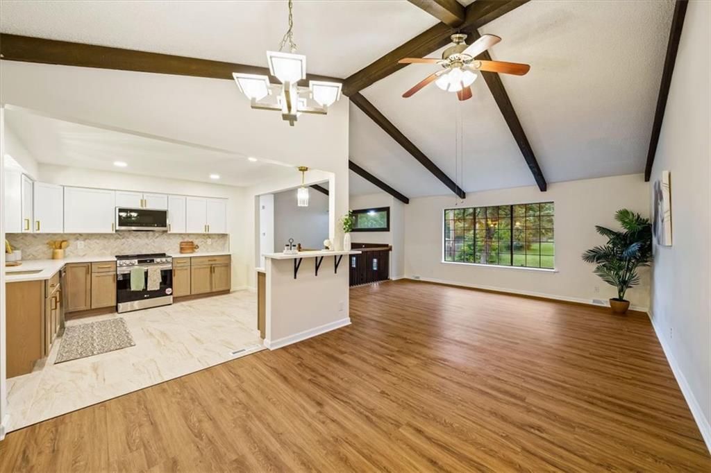 11506 Troost Avenue Property Photo 10