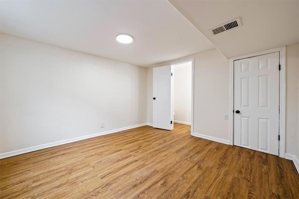 11506 Troost Avenue Property Photo 23
