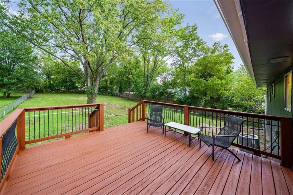 11506 Troost Avenue Property Photo 25