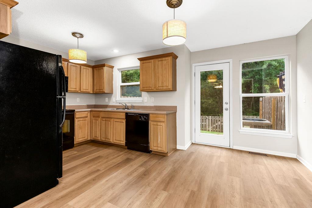 1704 N 128th Street Property Photo 5